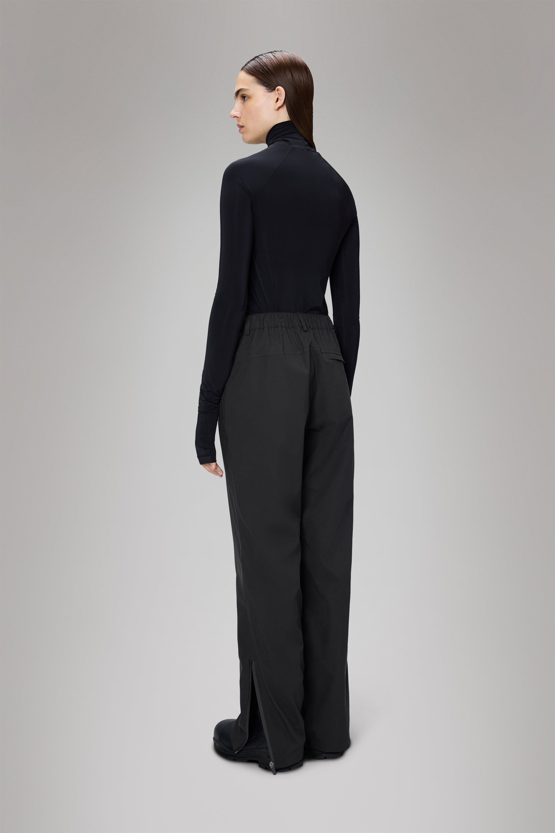 RAINS Suva Hardshell Pants Regular Black Pants